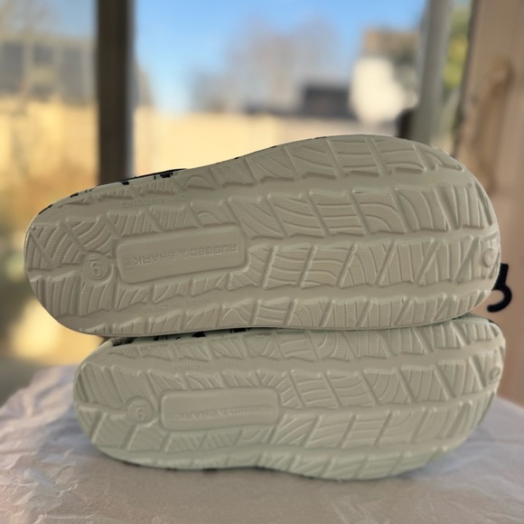 Rugged Shark Men's Clogs Shark Week Collaboration Size 9 EVA Foam Comfort Beach - Picture 11 of 15